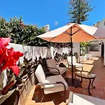 Apartamento Coqueta Y Luminosa Casa Independiente *